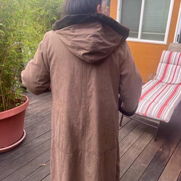 Plush Warm Brown Hooded Jacket Reasonable offers👍 - Picture 14 of 16